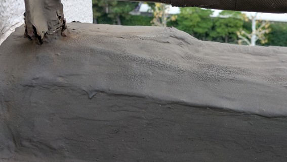 応急処置として防止加工を行った様子